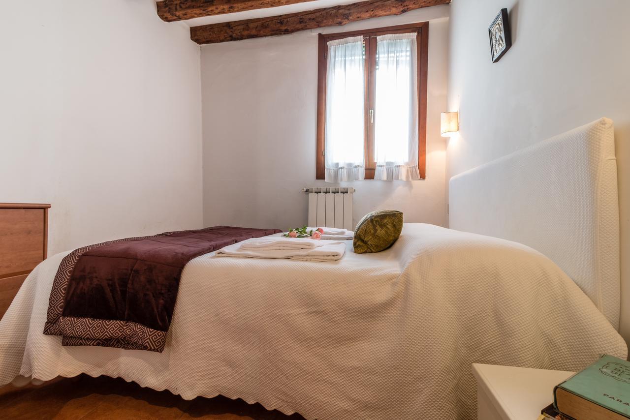 Venice Small Canal View In Boutique Apartment Buitenkant foto
